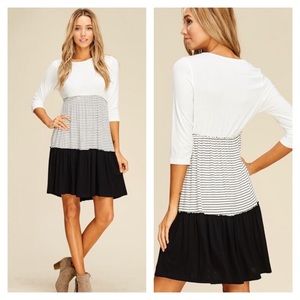 Curvy 3/4 Sleeve Pleated Dress